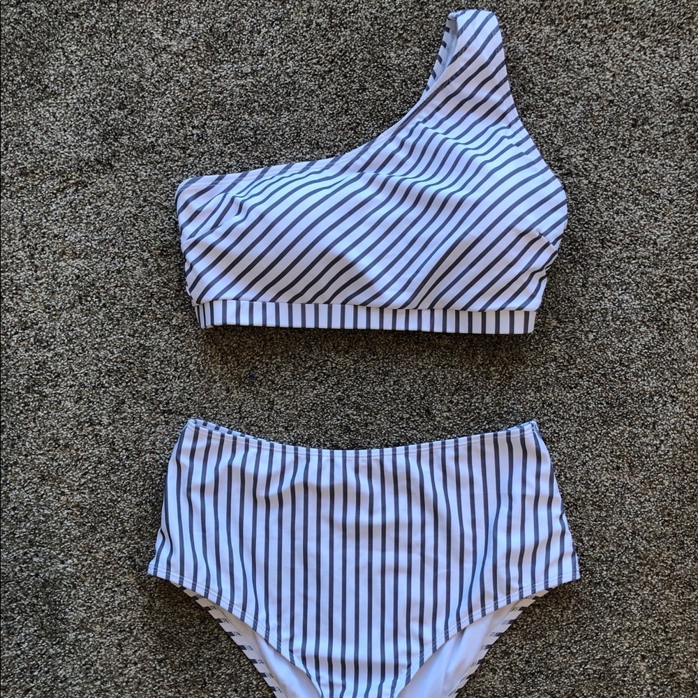 Pin stripe high waisted bikini set